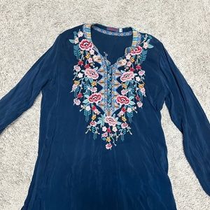 Johnny Was embroidered long sleeve blouse size small